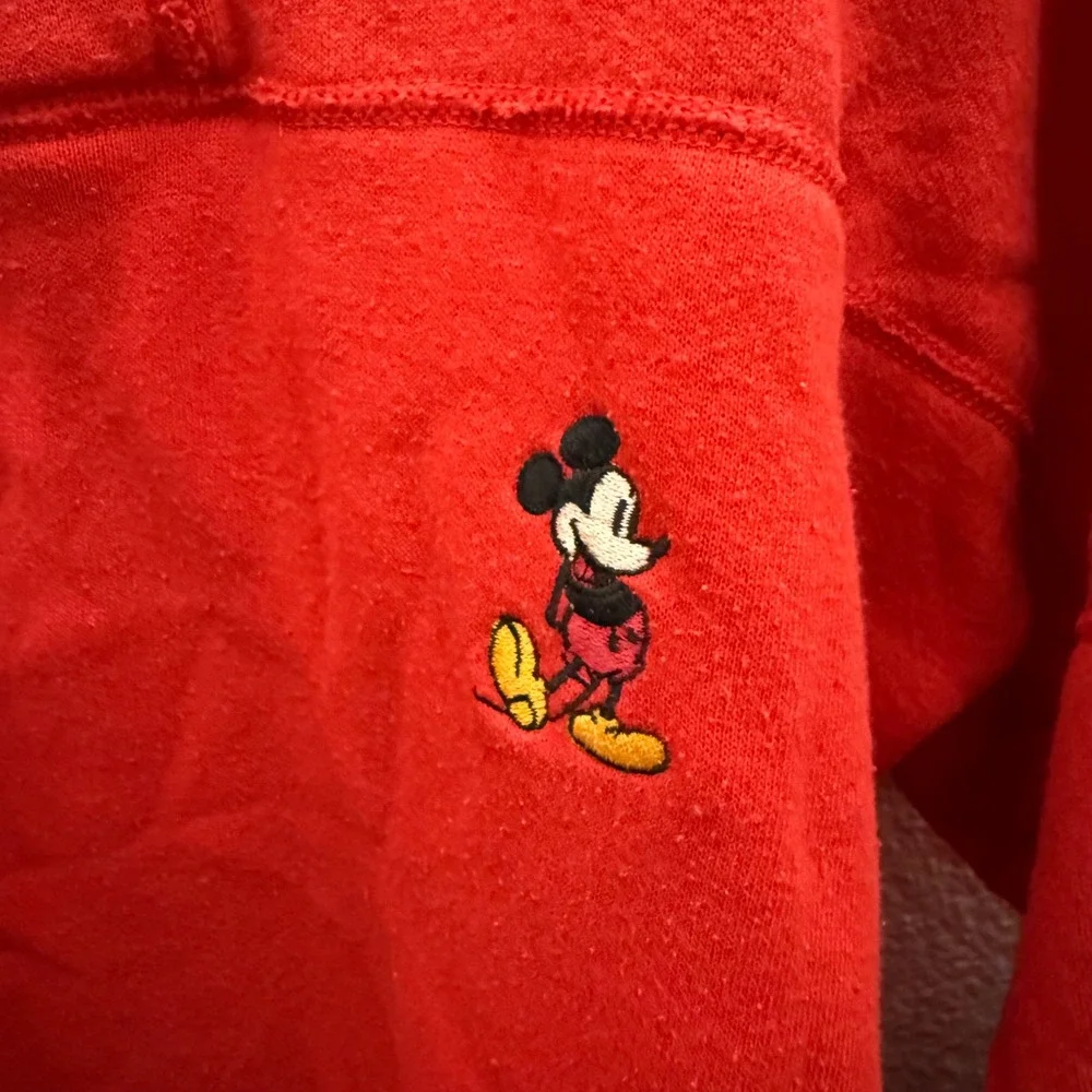 Disney Character Fashions pilling present
